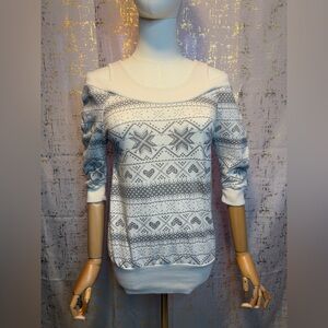 White and Gray Patterned Sweater